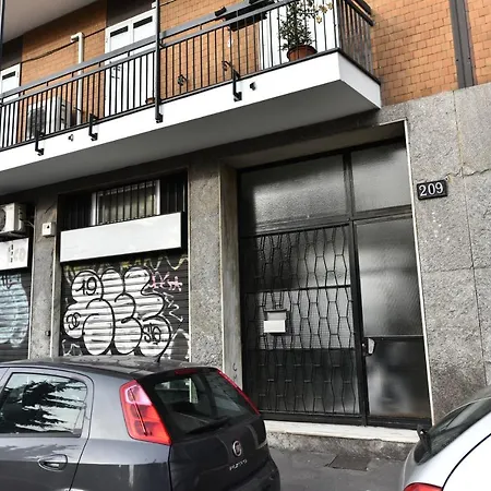 Апартаменты Caseospitali - Casa Milangeles, Bilocale In Stile Pop E Vintage X2 *