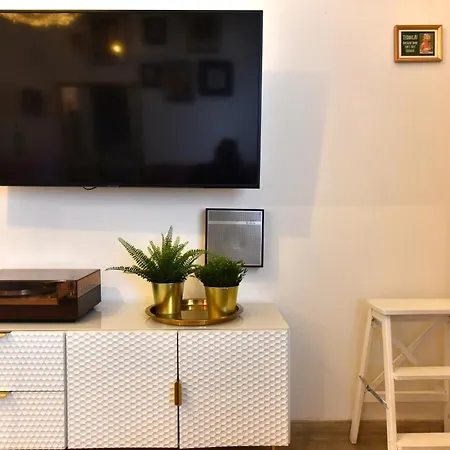 Caseospitali - Casa Milangeles, Bilocale In Stile Pop E Vintage X2 *